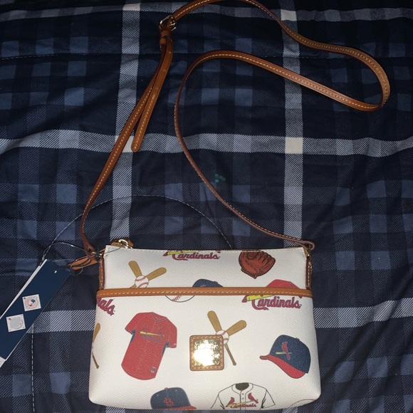 Dooney & bourke limited edition St. Louis Cardinals crossbody - Picture 2 of 9